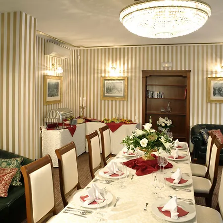 Spa Hotel Schlosspark-3